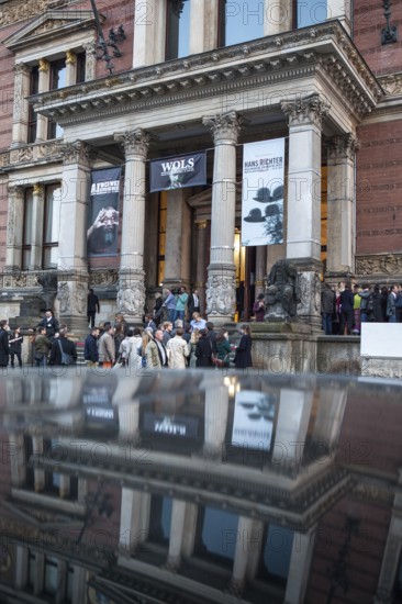 DEU Germany Germany Berlin Visitors wait in front of the Martin-Gropius-Bau for admission to the opening of the exhibition by Chinese artist Aiweiwei