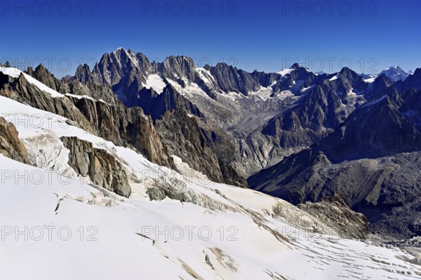 View of the Aiguille Vert mountains, Les Droites, Les Courtes, Aiguille du Midi mountain station, Chamonix-Mont-Blanc, Haute-Savoie, France