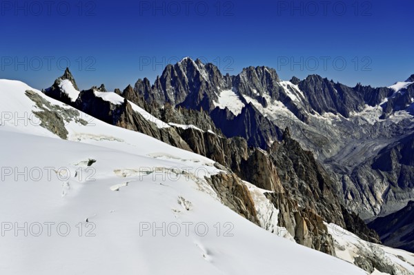 View of the Aiguille Vert mountains, Les Droites, Les Courtes, Aiguille du Midi mountain station, Chamonix-Mont-Blanc, Haute-Savoie, France
