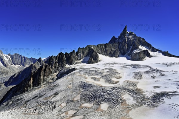 View of the Glacier du Géant from the Télécabine Panorama Railway, behind the Dente del Gigante, Chamonix-Mont-Blanc, Haute-Savoie, France