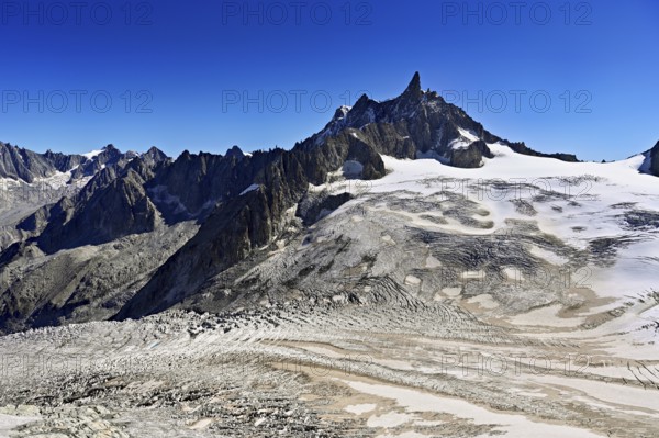 View of the Glacier du Géant from the Télécabine Panorama Railway, behind the Dente del Gigante, Chamonix-Mont-Blanc, Haute-Savoie, France
