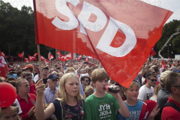 DEU, Germany, Berlin, 17.08.2013 SPD election campaign kick-off with top candidate Peer Steinbrück under the slogan “The We Decide” with a celebration of 150 years of the SPD in front of the upcoming general election with candidate Peer Steinrück