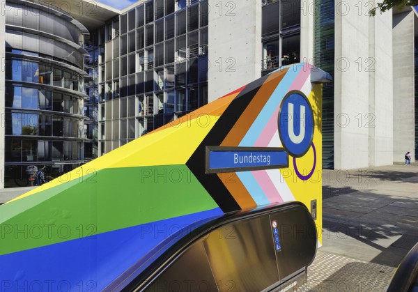 Entrance to Bundestag subway station, Paul Löbe House in the background, government district, Berlin-Mitte, Berlin, Germany