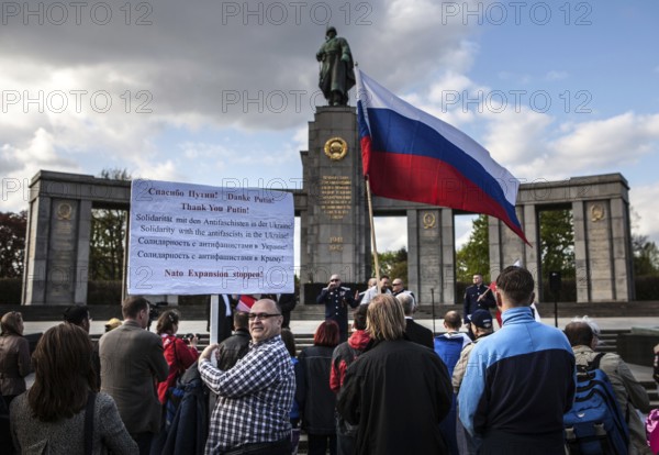 DEU Germany Germany Berlin Pro-Russian demonstration against NATO expansion in Ukraine and for Russian President Putin at the Memorial to the Fallen of the Second World War