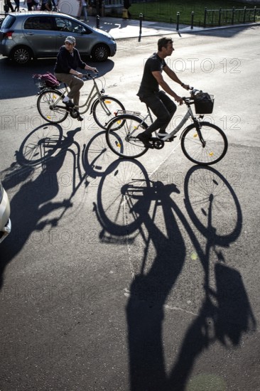 DEU Germany Germany Berlin Cyclists in the capital