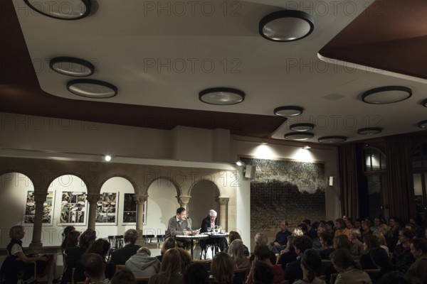 DEU Germany Germany Berlin The writer and translator Thomas Melle during his book presentation '3000 EURO' at the Literary Colloquium Berlin