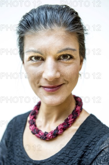 DEU Germany Germany Berlin The top politician on the left, Sarah Wagenknecht, during a photo session