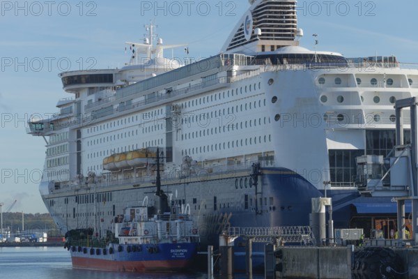 Port, Baltic Sea, Kiel, Kiel Fjord, Color Line, ferry to Oslo, shipping, cruise ship, Schleswig-Holstein, Germany