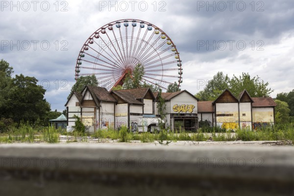 DEU Germany Germany Berlin Still life in the abandoned Spreepark in Plänterwald, the largest amusement park in East Germany during the GDR