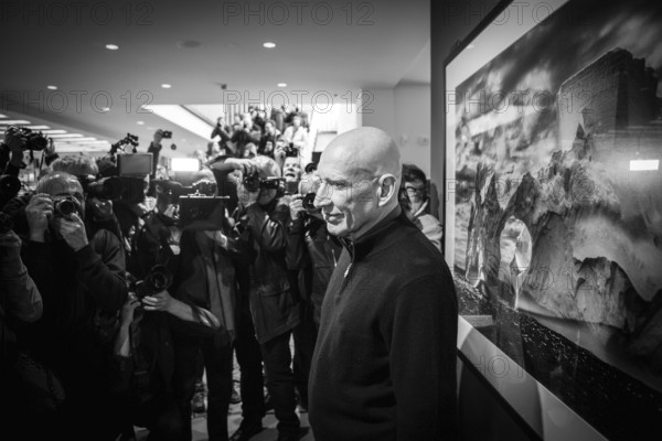DEU Germany Germany Berlin Press date for the photo exhibition 'Genesis' by Brazilian photographer Sebastian Salgado in the Berlin photo gallery _äà
