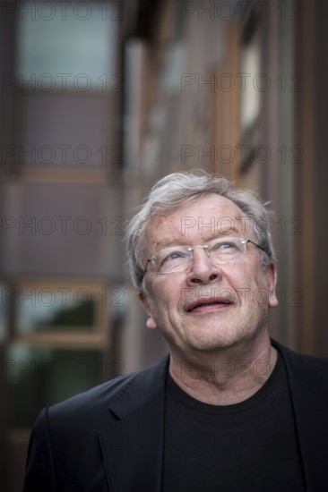 DEU Germany Germany Berlin The Russian writer Viktor Jeroferev, who has a Samuel Fischer fellowship at the Berlin FU as a visiting professor of literature