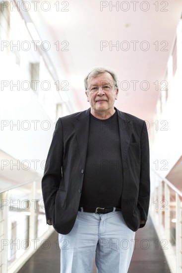 DEU Germany Germany Berlin The Russian writer Viktor Jeroferev, who has a Samuel Fischer fellowship at the Berlin FU as a visiting professor of literature