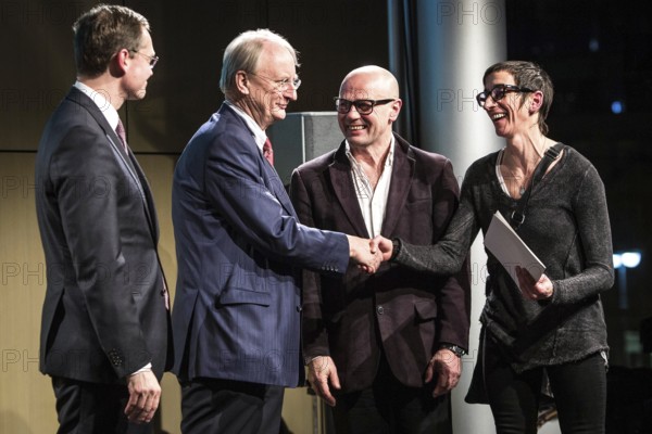 DEU Germany Germany Berlin Award of the Berlin Art Prize at the Academy of Arts. Performing Arts Prize for the Laborgras collective awarded by OB Michael Müller and AdK President Klaus.Stäck