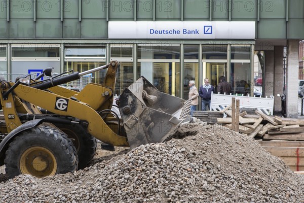DEU Germany Germany Berlin Construction site in front of a Deutsche Bank branch on Karl-Marx-Straße in Berlin Neukölln