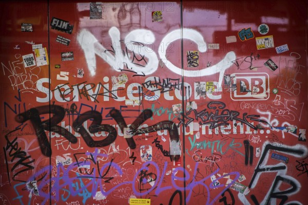 DEU Germany Germany Berlin Graffiti on an outer wall of a Deutsche Bahn service store at the Nölderstraße S-Bahn station