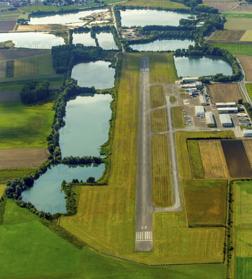Straubing airfield, EDMS, Flugplatz Straubing-Wallmühle GmbH, commercial airfield, runway, runway, Straubing, East Bavaria, Bavaria, Germany, Europe, aerial photo, birds-eyes view, aerial photography, aerial photography, overview, overview, bird's eye view
