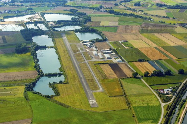 Straubing airfield, EDMS, Flugplatz Straubing-Wallmühle GmbH, commercial airfield, runway, runway, Straubing, East Bavaria, Bavaria, Germany, Europe, aerial photo, birds-eyes view, aerial photography, aerial photography, overview, overview, bird's eye view