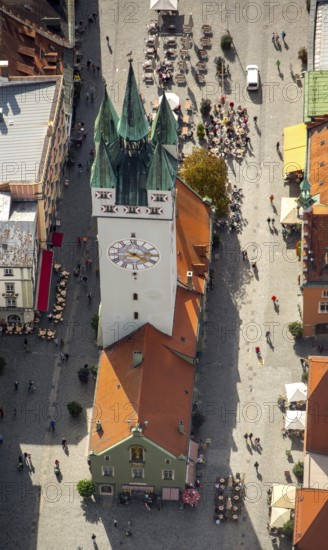 City tower at Theresienplatz, Straubing, East Bavaria, Bavaria, Germany, Europe, aerial view, birds-eyes view, aerial photography, aerial photography, overview, overview, bird's eye view