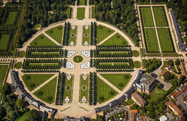 French Garden, Barck Garden with longitudinal and transverse axes, Schwetzingen Palace with Palace Garden, Schwetzingen, Baden-Württemberg, Germany, Europe, aerial view, bird's-eye view, aerial photography, aerial photography, overview, bird's-eye view