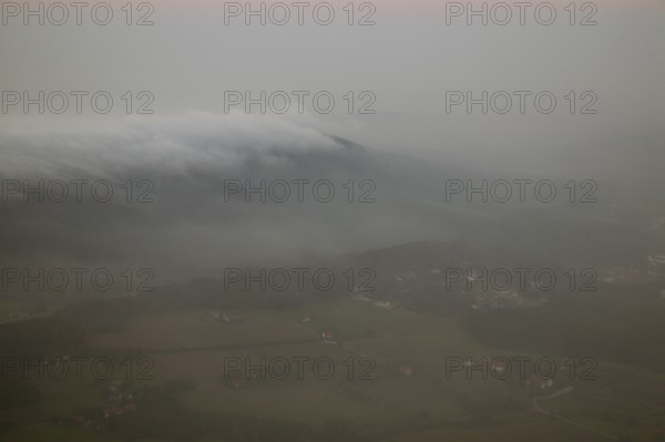 Osnabrück twilight at Teutoburg Forest ridge Georgsmarienhütte clouds lift clouds 06.10.2005 Aerial view: Hans Blossey, Hamm, Osnabrück town planning