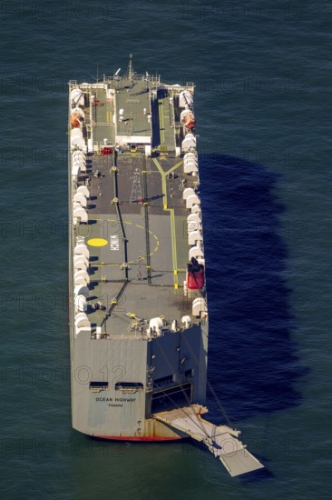 Cargo ship, anchoring car transporter Ocean Highway Panama, aerial view, cargo ships anchored off Spiekeroog, shipping lane, shipping route, at sea, coastal waters, Spiekeroog, North Sea, North Sea island, East Frisian Islands, Lower Saxony, Germany, Europe, birds-eyes view, aerial view, aerial photography, aerial photography, overview, bird's eye view