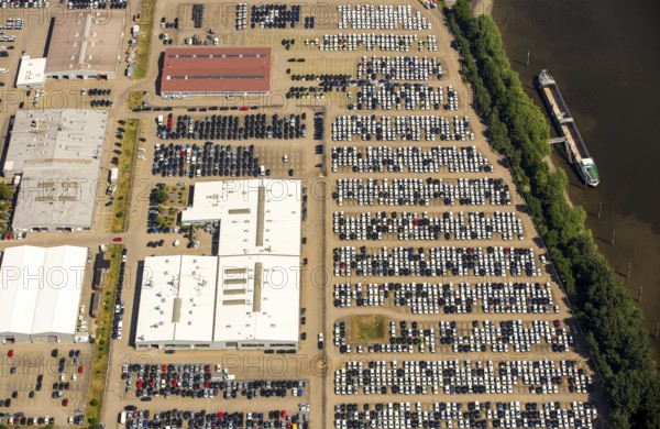 BLG AutoTerminal Hamburg, car loading in Hamburg harbour, car dump, Hamburg harbour, Elbe, Hamburg, Free and Hanseatic City of Hamburg, Germany, Europe, aerial view, birds-eyes view, aerial photography, aerial photography, overview, bird's eye view