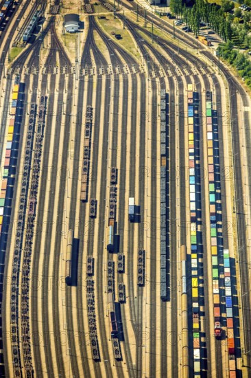 Freight yard, marshalling yard, shunting yard Alte Süderelbe Altenwerder, Hamburg, Free and Hanseatic City of Hamburg, Germany, Europe, aerial view, birds-eyes view, aerial photography, aerial photography, overview, bird's eye view