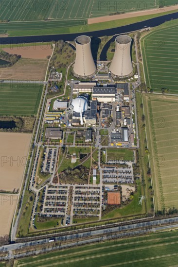 Nuclear power plant Grohnde, nuclear power plant, nuclear power plant on the Weser, cooling towers, pressurised water reactor of the company Siemens, KWG, aerial photograph, aerial photograph of Grohnde Emmerthal, Emmerthal, Lower Saxony, Germany, Europe, aerial photograph, birds-eyes view, aerial photograph, aerial photography, aerial photography, overview, bird's eye view