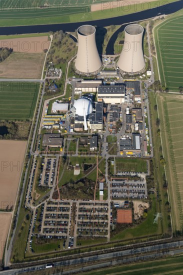 Nuclear power plant Grohnde, nuclear power plant, nuclear power plant on the Weser, cooling towers, pressurised water reactor of the company Siemens, KWG, aerial photograph, aerial photograph of Grohnde Emmerthal, Emmerthal, Lower Saxony, Germany, Europe, aerial photograph, birds-eyes view, aerial photograph, aerial photography, aerial photography, overview, bird's eye view