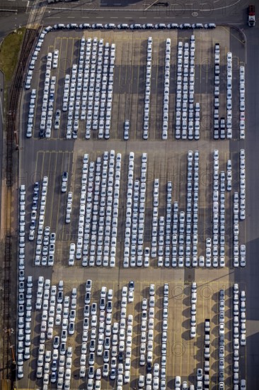 UniKai shipping of cars and lorries to Africa, car queues, car dump, cargo vehicles, new vehicles, car loading, Hamburg, Germany, Europe, aerial photo, birds-eyes view, aerial photography, aerial photography, aerial photography, overview, bird's eye view