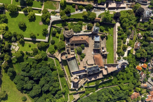 Heidelberg Castle, Heidelberg Castle, Heidelberg Castle Ruins, vertical photography, Heidelberg, Rhein-Neckar-Kreis, Baden-Württemberg, Germany, Europe, aerial photography, birds-eyes view, aerial photography, aerial photography, overview, bird's eye view