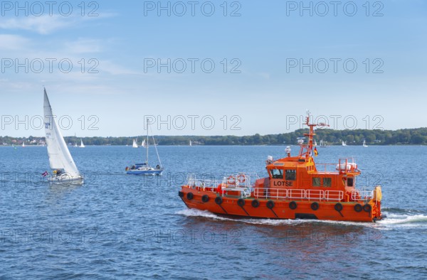 Pilot boat expires, pilot duty for Kiel Canal, Holtenau station, international shipping, sailboats, shore, aid, safety, navigation, shipping traffic, Baltic Sea, Kiel Fjord, Kiel, Holtenau district, Schleswig-Holstein, Germany