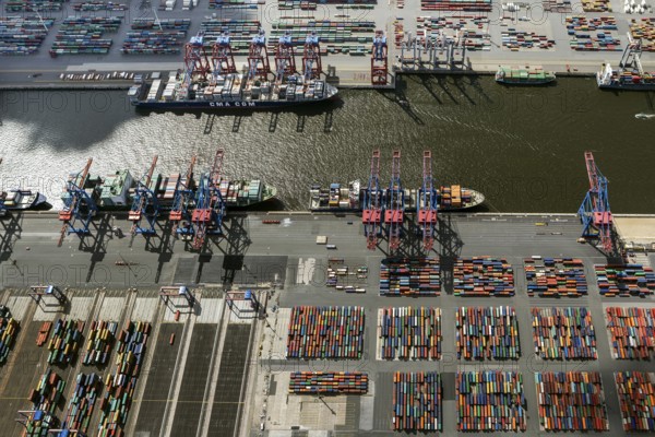 Container port, Waltershofer Hafen, container ships, Eurogate, Eurogate Container Terminal, Port of Hamburg, Hamburg, Germany, Europe, aerial view, birds-eyes view, aerial photography, aerial photography, overview, bird's eye view