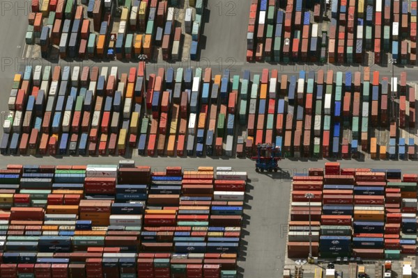 Container port, Waltershofer Hafen, container ships, Eurogate, Eurogate Container Terminal, Port of Hamburg, Hamburg, Germany, Europe, aerial view, birds-eyes view, aerial photography, aerial photography, overview, bird's eye view
