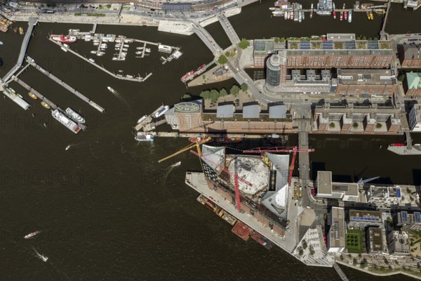 Speicherstadt, HafenCity, Elbe, Elbphilharmonie Hamburg am Kaiserkai, Hamburg harbour, Hamburg, Germany, Europe, aerial view, birds-eyes view, aerial photography, aerial photography, overview, overview, bird's eye view