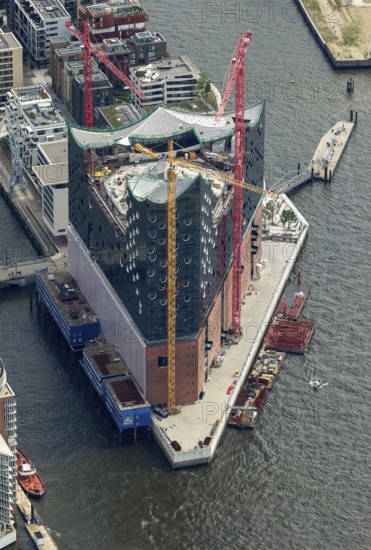 Speicherstadt, HafenCity, Elbe, Elbphilharmonie Hamburg am Kaiserkai, Hamburg harbour, Hamburg, Germany, Europe, aerial view, birds-eyes view, aerial photography, aerial photography, overview, overview, bird's eye view