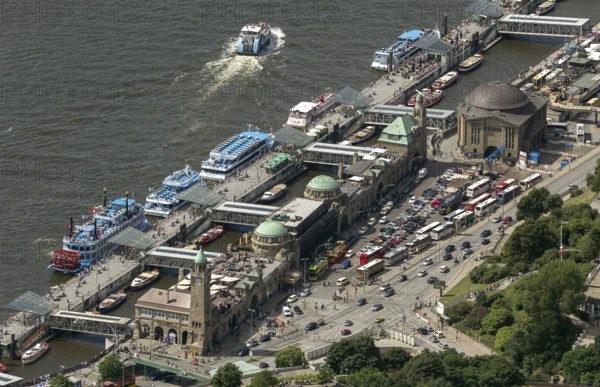 St.Pauli, Landungsbrücken an der Elbe, Entrance Alter Elbtunnel, Captain Prüsse, Hamburg harbour, Hamburg, Germany, Europe, aerial view, birds-eyes view, aerial photography, aerial photography, overview, bird's eye view