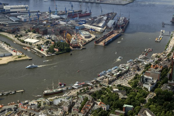 St.Pauli, Landungsbrücken an der Elbe, Entrance Alter Elbtunnel, Captain Prüsse, Hamburg harbour, Hamburg, Germany, Europe, aerial view, birds-eyes view, aerial photography, aerial photography, overview, bird's eye view