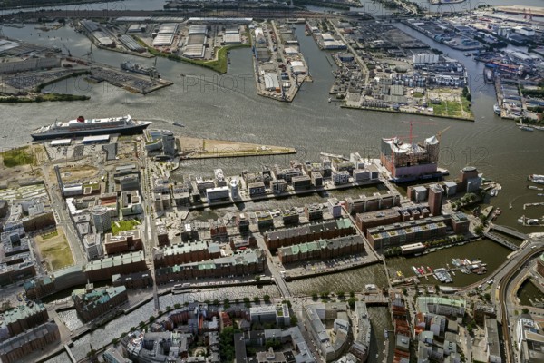 Speicherstadt, HafenCity, Elbe, Elbphilharmonie Hamburg am Kaiserkai, Hamburg harbour, Hamburg, Germany, Europe, aerial view, birds-eyes view, aerial photography, aerial photography, overview, overview, bird's eye view