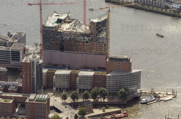Speicherstadt, HafenCity, Elbe, Elbphilharmonie Hamburg am Kaiserkai, Hamburg harbour, Hamburg, Germany, Europe, aerial view, birds-eyes view, aerial photography, aerial photography, overview, overview, bird's eye view