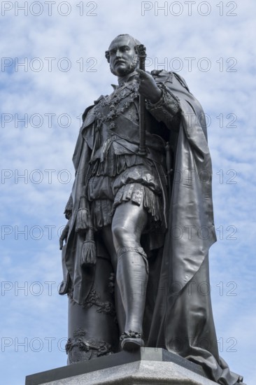 Albert, Prince of Saxony, Coburg and Gotha, statue, memorial, marketplace, Coburg, Upper Franconia, Franconia, Bavaria, Germany
