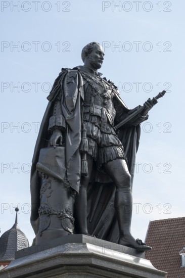 Albert, Prince of Saxony, Coburg and Gotha, statue, memorial, marketplace, Coburg, Upper Franconia, Franconia, Bavaria, Germany