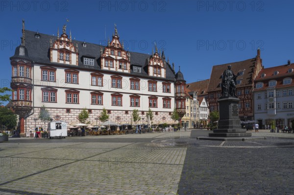 Prince Albert monument next to the town house, late Renaissance, market square, Coburg, Upper Franconia, Franconia, Bavaria, Germany