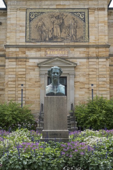 Wahnfried House, Richard Wagner Museum, in front of Ludwig II, Bust, Bayreuth, Upper Franconia, Franconia, Bavaria, Germany