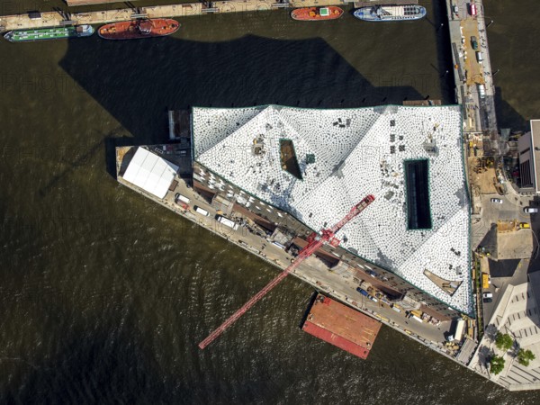 Roof construction of the Elbphilharmony, concert hall in the HafenCity in Hamburg, Elbphilharmonie with Hafencity, Speicherstadt, UNESCO World Heritage Site, Hamburg harbour, Elbe, Hamburg, Free and Hanseatic City of Hamburg, Germany, Europe, aerial view, birds-eyes view, aerial photography, aerial photography, overview, bird's eye view