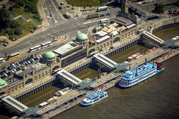 Landungsbrücken with the excursion boat Lousiana Star, Hamburg harbour, Elbe, Hamburg, Free and Hanseatic City of Hamburg, Germany, Europe, aerial view, birds-eyes view, aerial photography, aerial photography, overview, bird's eye view