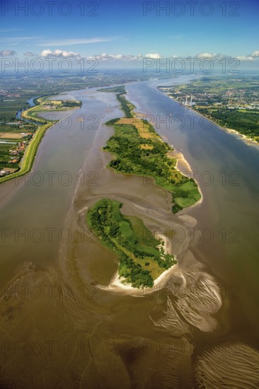 Elbe, tidal flats at low tide on an island in the Elbe near Wedel and Jork, Wedel, Lower Saxony, Germany, Hamburg, Free and Hanseatic City of Hamburg, Europe, aerial photograph, birds-eyes view, aerial photography, aerial photography, overview, bird's eye view