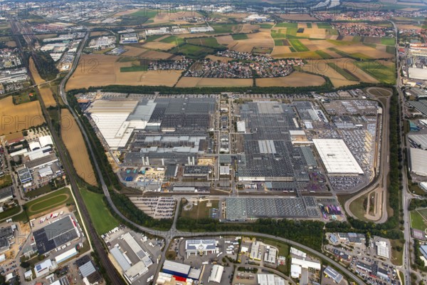 BMW plant regensburg, automotive plant, car factory, Bayrische Motorenwerke Fabrik Regensburg, Obertraubling, independent town in Eastern Bavaria, Bavaria, Germany, Europe, aerial photo, birds-eyes view, aerial photography, aerial photography, overview, overview, bird's eye view