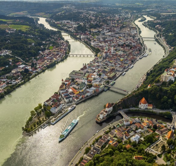 Old town of Passau with St Stephen's Cathedral on the cathedral square as the seat of the Bishop of Passau, confluence of the three rivers Danube, Inn and Ilz, Passau, independent university town in the administrative district of Lower Bavaria in Eastern Bavaria, Bavaria, Germany, Europe, aerial view, birds-eyes view, aerial photography, aerial photography, overview, overview, bird's eye view
