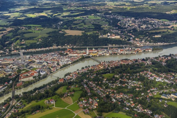 Confluence of the three rivers Danube, Inn and Ilz, municipality of Schardenberg, independent university town in the administrative district of Lower Bavaria in Eastern Bavaria, Upper Austria, Austria, Europe, aerial photograph, birds-eyes view, aerial photography, aerial photography, overview, overview, bird's eye view